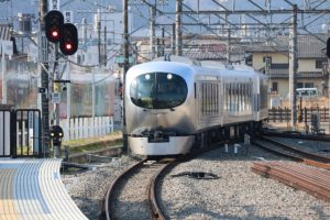 西武鉄道新型特急「Laview」運転開始